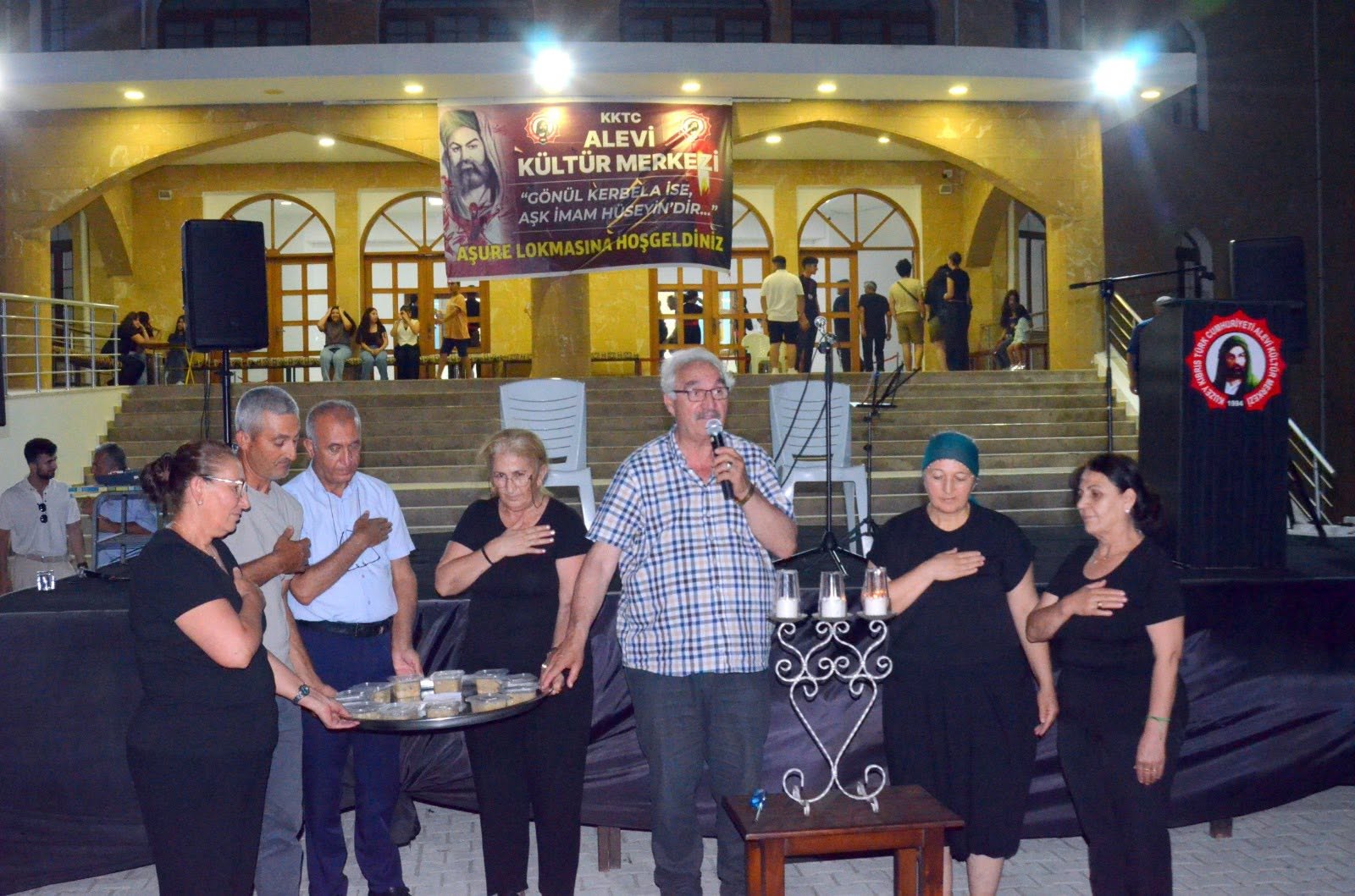 Aşuremizi Canlarla Birlikte Pişirip Hakk Aşkına Pay Ettik